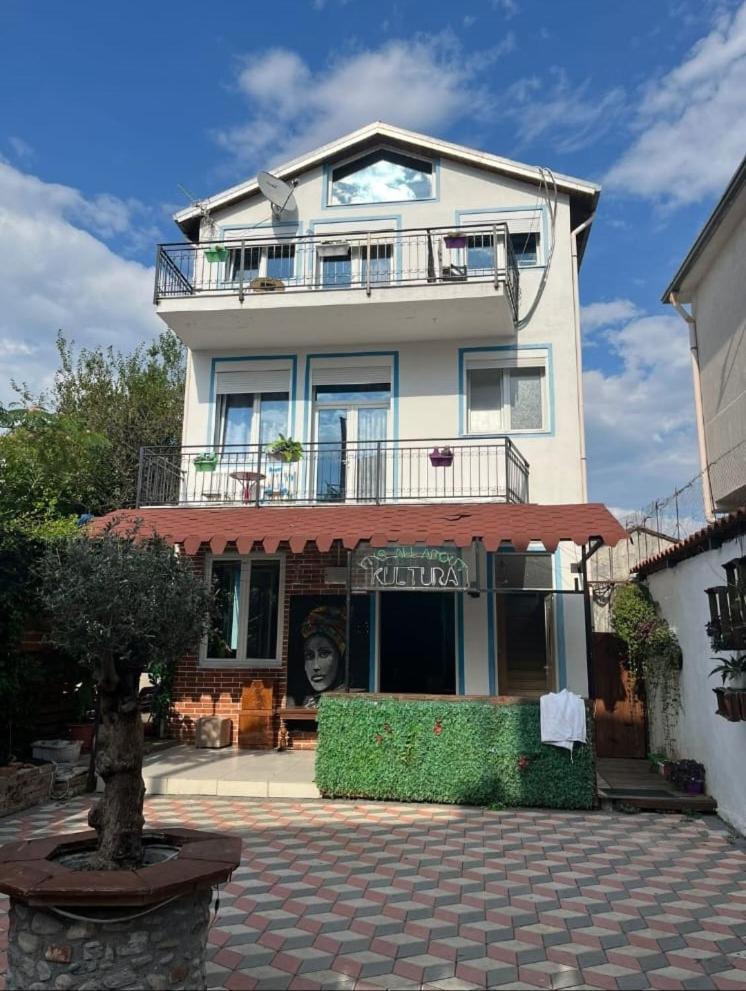 Kultura Hostel Shkoder Ngoại thất bức ảnh