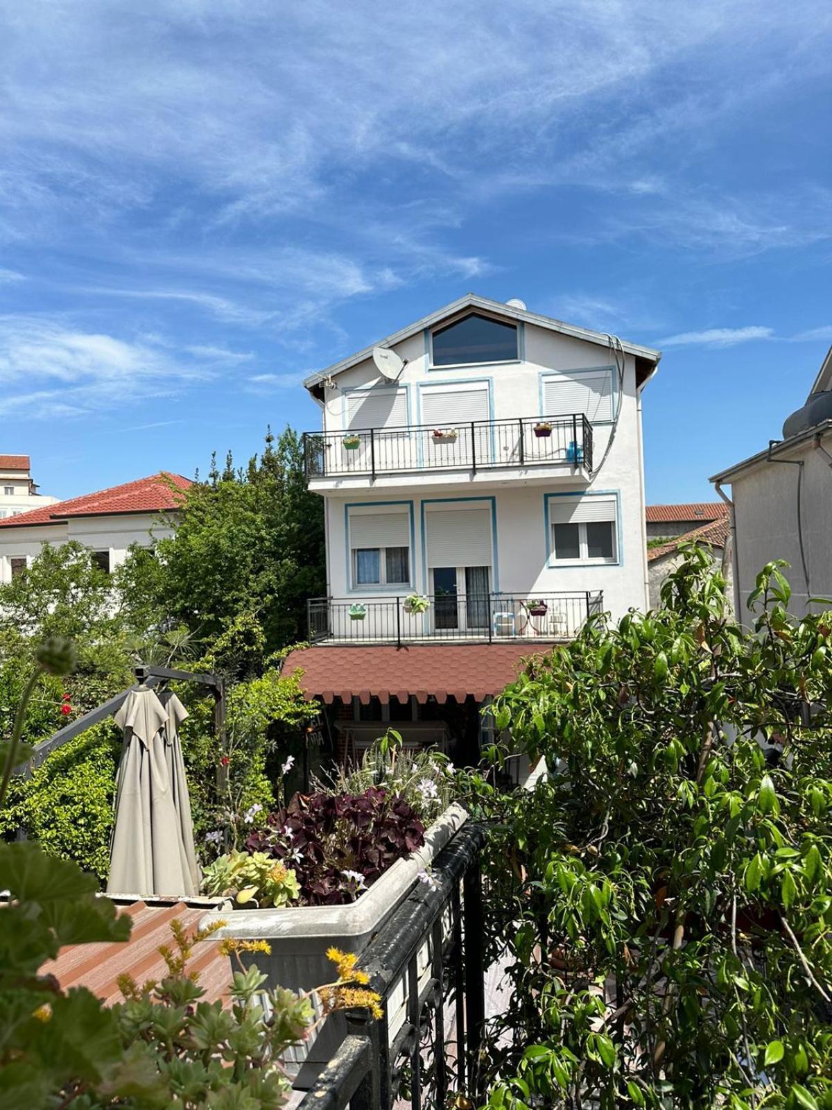 Kultura Hostel Shkoder Ngoại thất bức ảnh