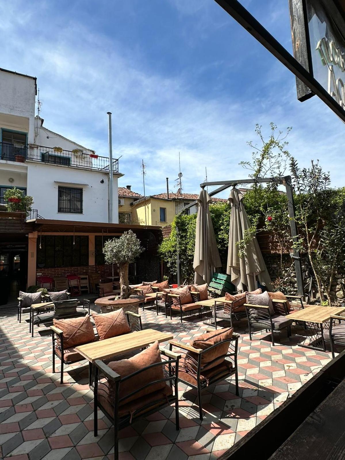 Kultura Hostel Shkoder Ngoại thất bức ảnh