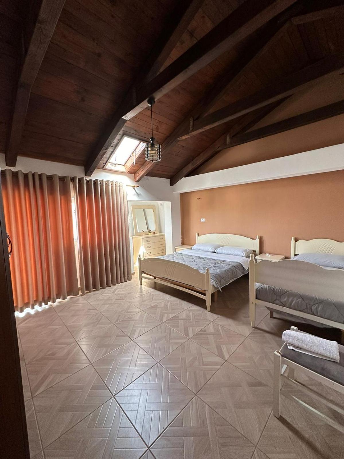 Kultura Hostel Shkoder Ngoại thất bức ảnh